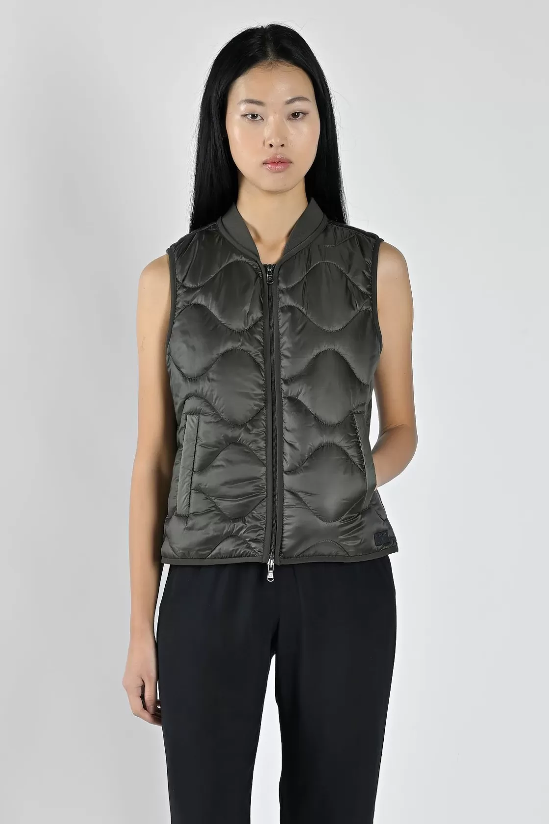 Canadian Classics Joanne Vest Recycled Shop