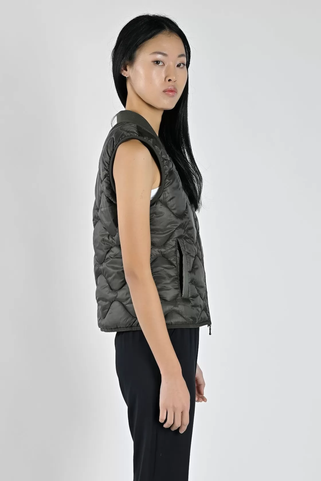 Canadian Classics Joanne Vest Recycled Shop